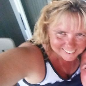 Meet your Posher, Connie